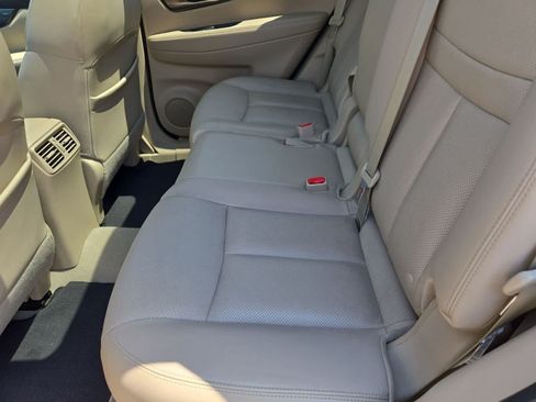 Used 2015 Nissan Rogue SL w/ SL Premium Package AWD/4WD image 19