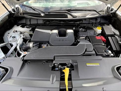 Used 2025 Nissan Murano Platinum w/ Cargo Package image 10