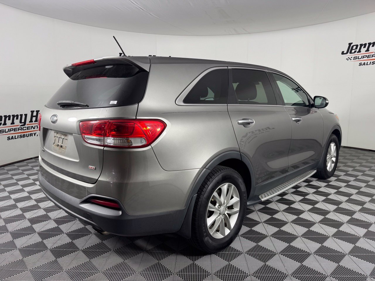Used 2016 Kia Sorento L FWD image 7