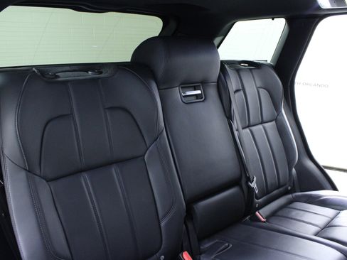 Used 2017 Land Rover Range Rover Sport HSE image 14