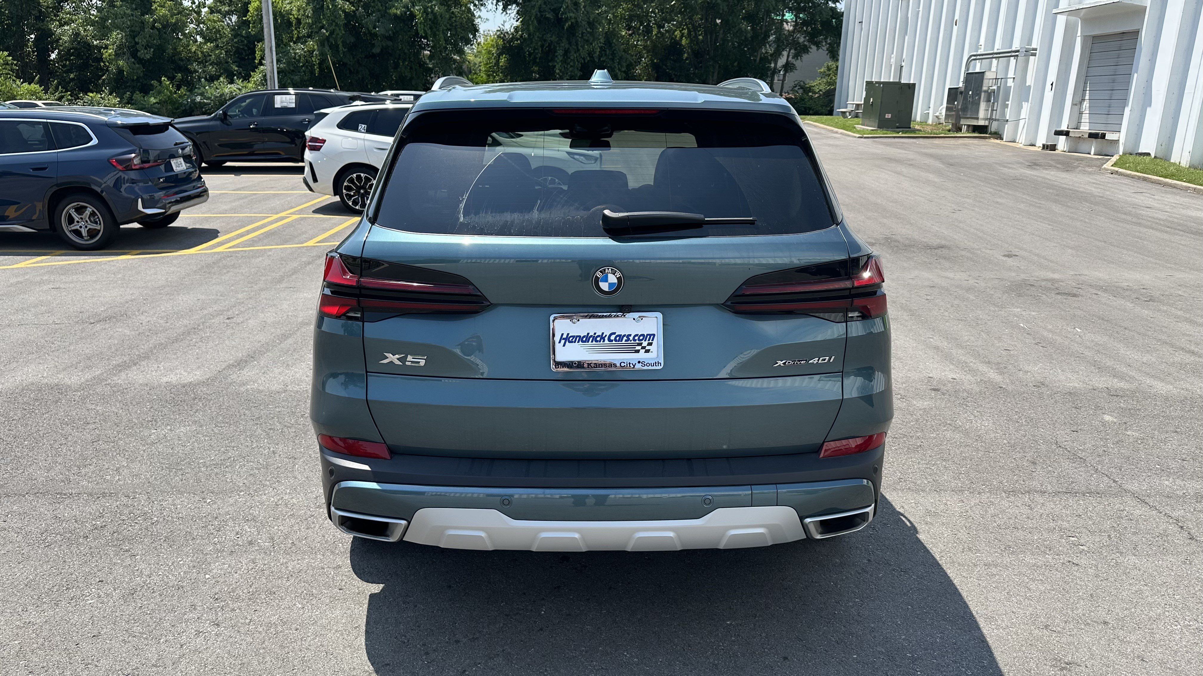 Certified 2024 BMW X5 xDrive40i w/ Premium Package AWD/4WD image 9