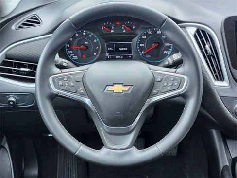 Used 2023 Chevrolet Malibu RS image 26