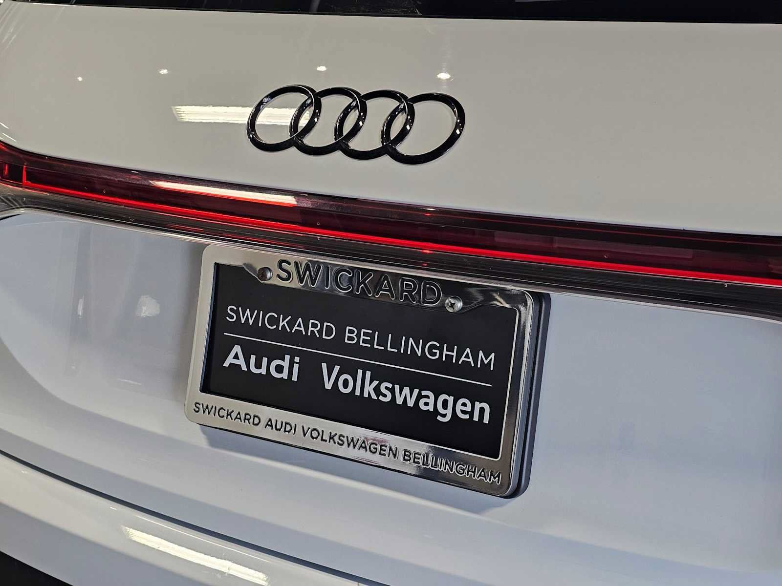 Used 2023 Audi Q4 e-tron Premium Plus w/ Premium Plus AWD/4WD image 14