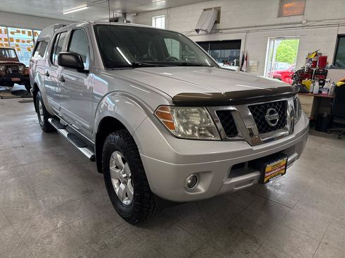 Used 2012 Nissan Frontier SV AWD/4WD image 65