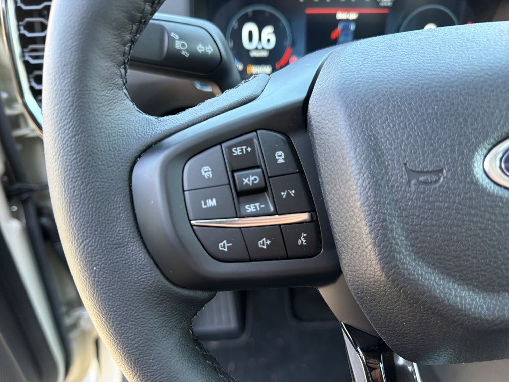 Used 2026 Ford Ranger Lariat w/ FX4 Off-Road Package AWD/4WD image 17
