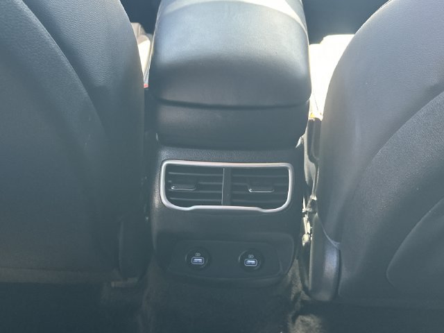 Certified 2023 Hyundai Santa Fe SEL w/ Premium Package FWD image 14