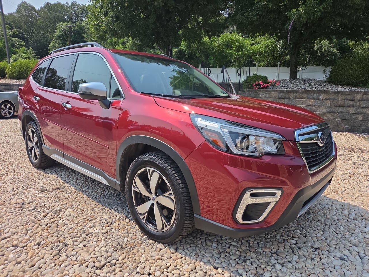 Used 2019 Subaru Forester Touring AWD/4WD image 1