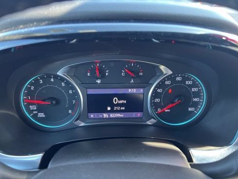 Used 2023 Chevrolet Traverse LT AWD/4WD image 23