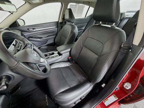 Used 2025 Nissan Altima 2.5 SL image 11