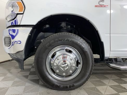 Used 2024 RAM 3500 Tradesman w/ Towing Technology Group image 11