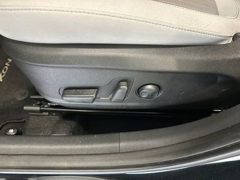 Used 2023 Hyundai Kona SEL AWD/4WD image 23