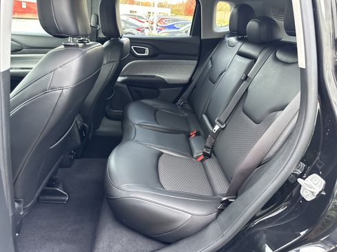 Used 2022 Jeep Compass Latitude w/ Convenience Group image 30