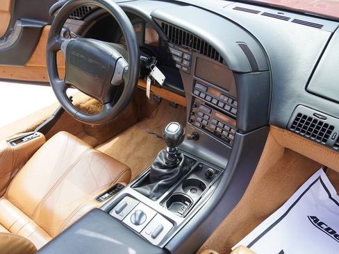 Used 1990 Chevrolet Corvette ZR-1 RWD image 21