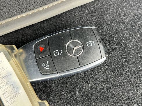 Used 2025 Mercedes-Benz GLA 250 4MATIC image 28