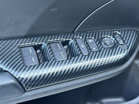 Used 2019 Honda Civic Sport image 14