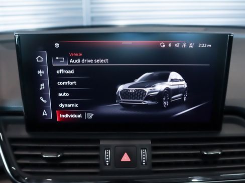 Used 2023 Audi Q5 2.0T Premium w/ Convenience Package image 22