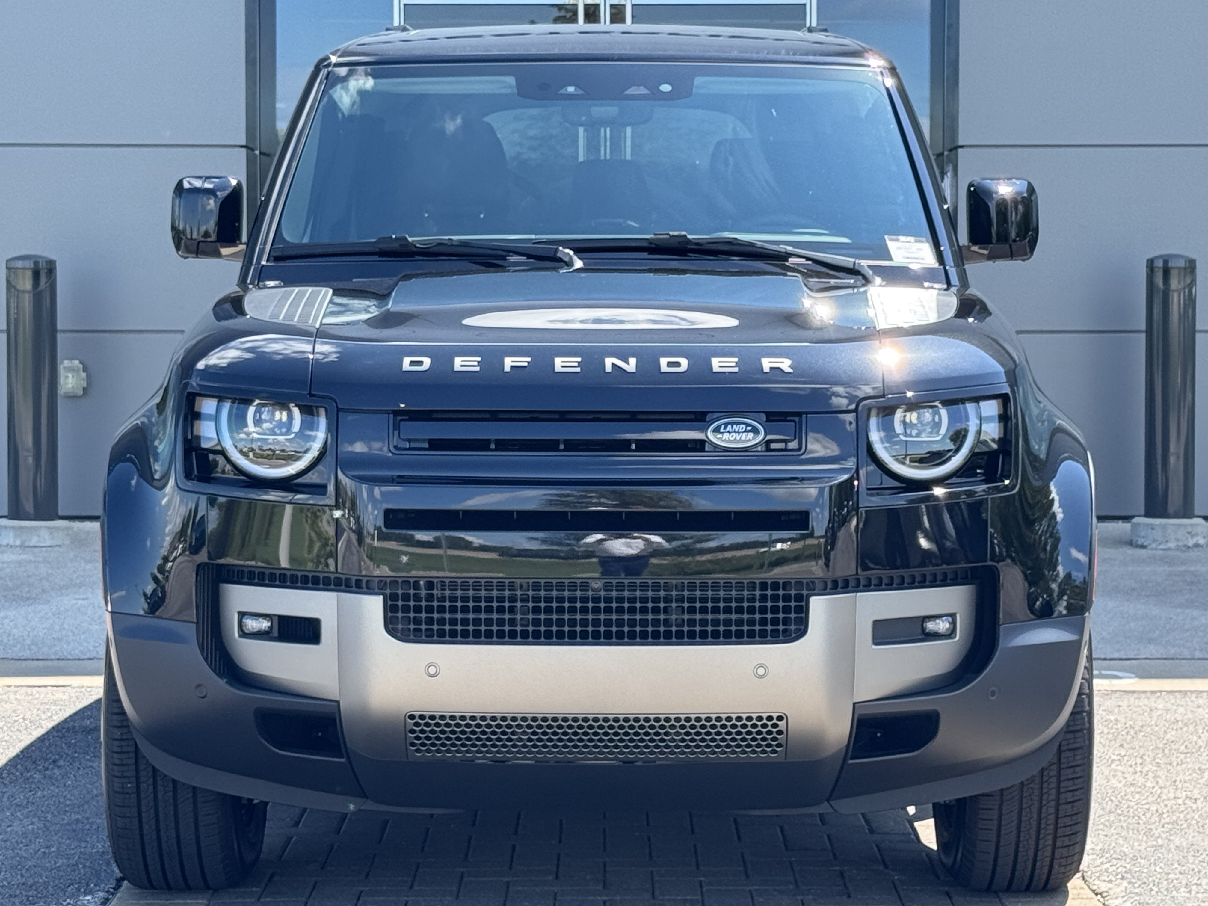 New 2026 Land Rover Defender 110 S AWD/4WD image 5