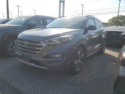 Used 2017 Hyundai Tucson Limited w/ Limited Ultimate Package 03