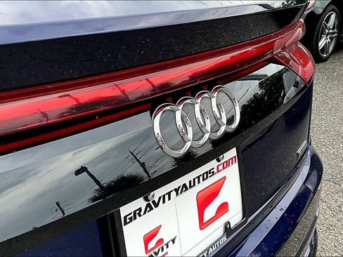 Used 2022 Audi Q8 Premium Plus w/ Premium Plus Package AWD/4WD image 23