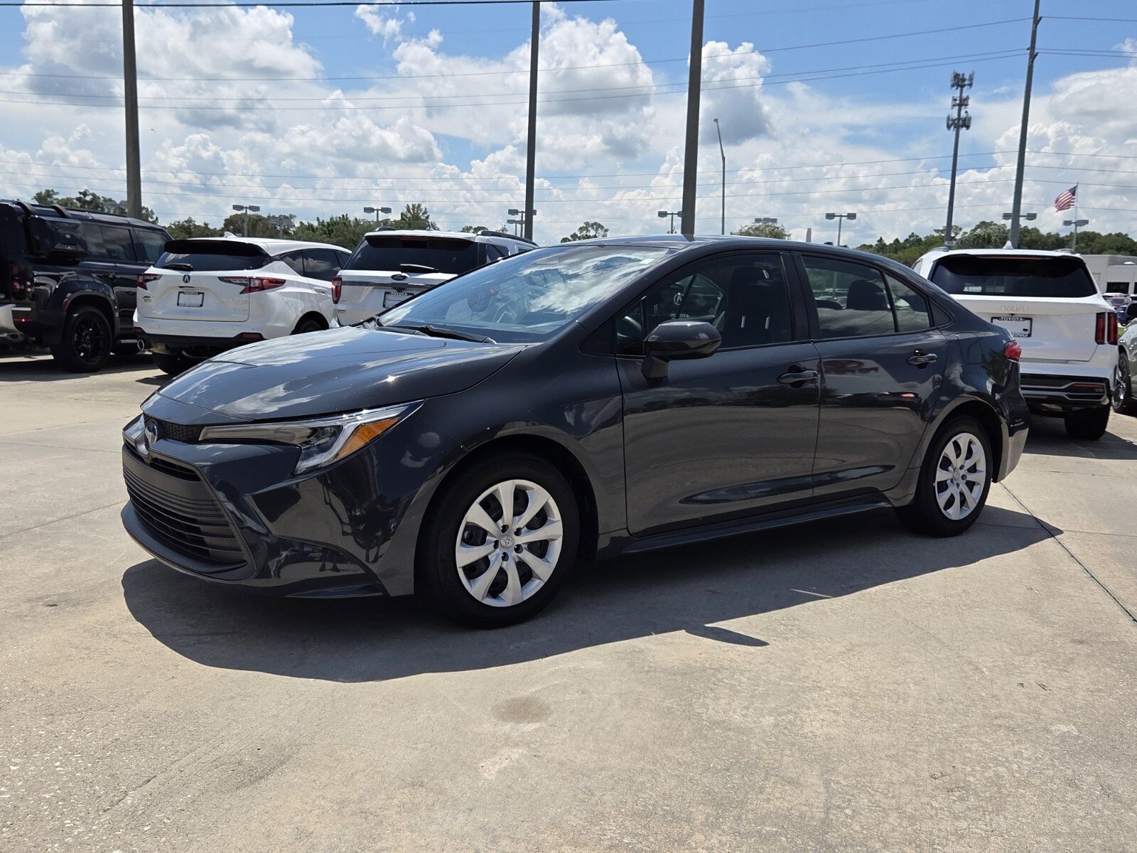 Certified 2025 Toyota Corolla LE FWD image 3