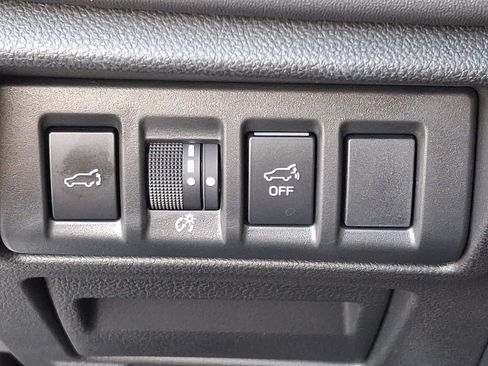 Certified 2025 Subaru Outback Limited XT image 27