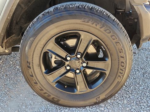 Used 2021 Jeep Wrangler Unlimited Sport image 7