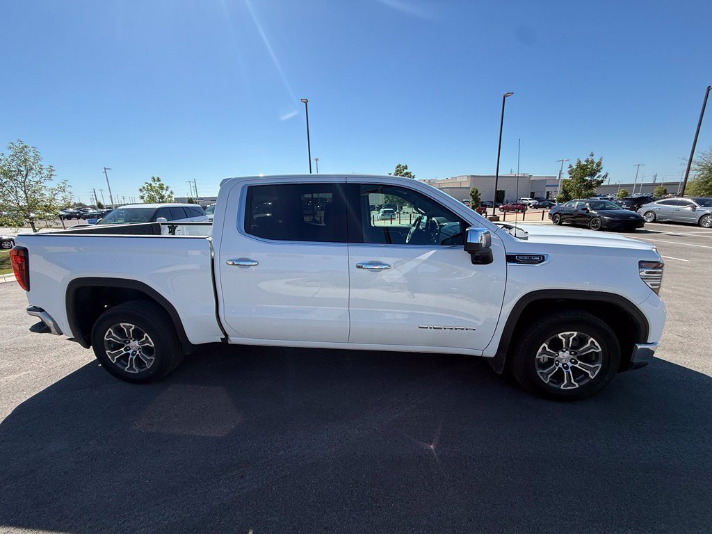 Used 2025 GMC Sierra 1500 SLT RWD image 3