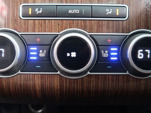 Used 2016 Land Rover Range Rover Sport HSE image 41