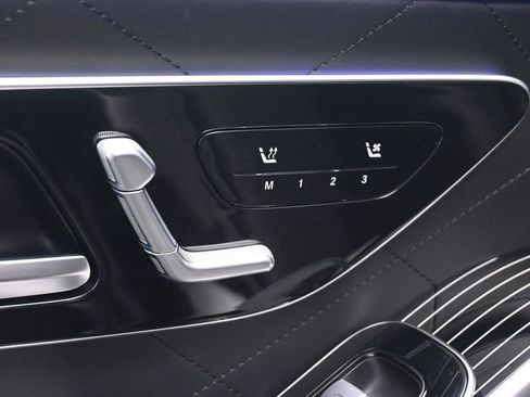 Used 2021 Mercedes-Benz S 580 4MATIC Sedan w/ AMG Line image 19