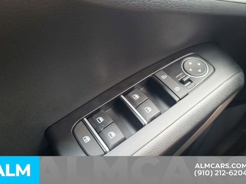 Used 2025 Kia Soul LX w/ LX Technology Package image 33