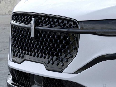 New 2026 Lincoln Nautilus Reserve w/ Jet Appearance Package image 17