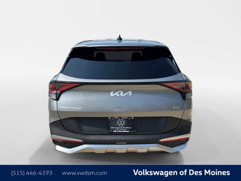 Used 2024 Kia Sportage LX image 5