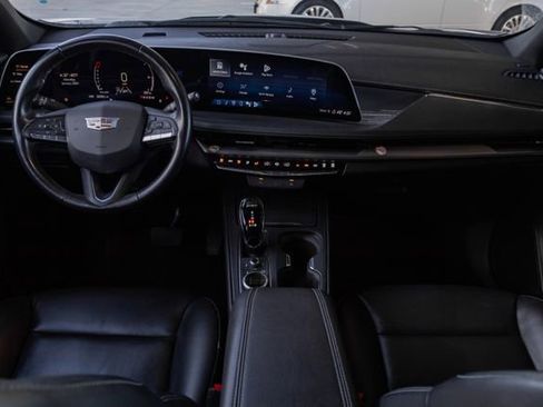 Certified 2024 Cadillac XT4 Premium Luxury image 27