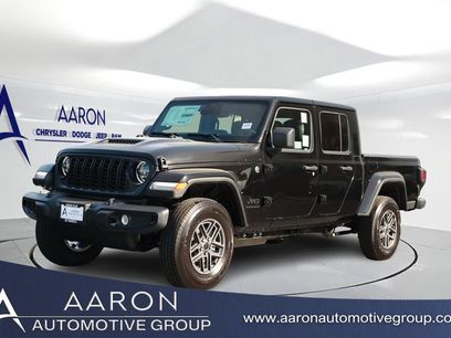 New 2026 Jeep Gladiator Sport
