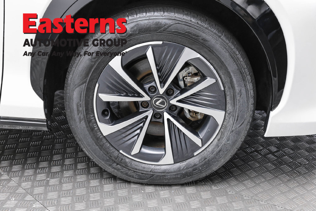 Used 2024 Lexus RZ 300e Premium w/ Accessory Package (Z1) FWD image 32