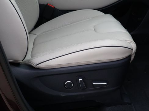 Used 2025 Hyundai Palisade Calligraphy image 19