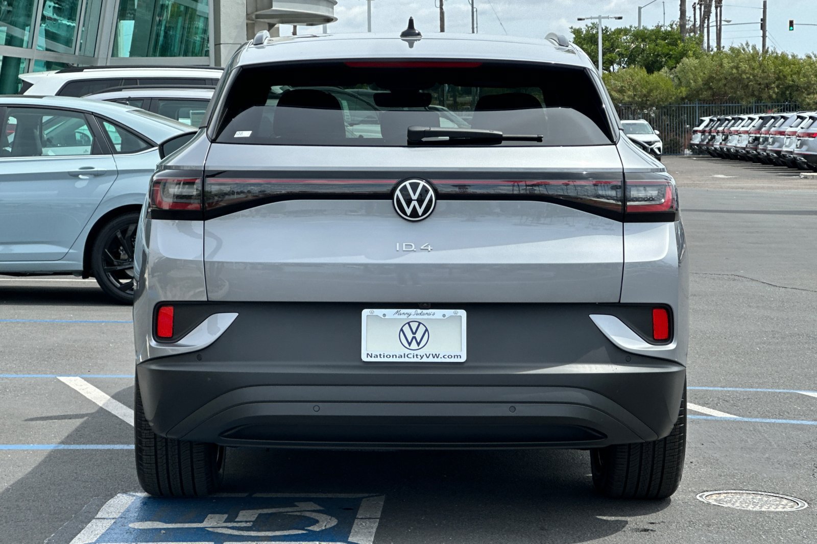 New 2026 Volkswagen ID.4 Pro RWD image 6