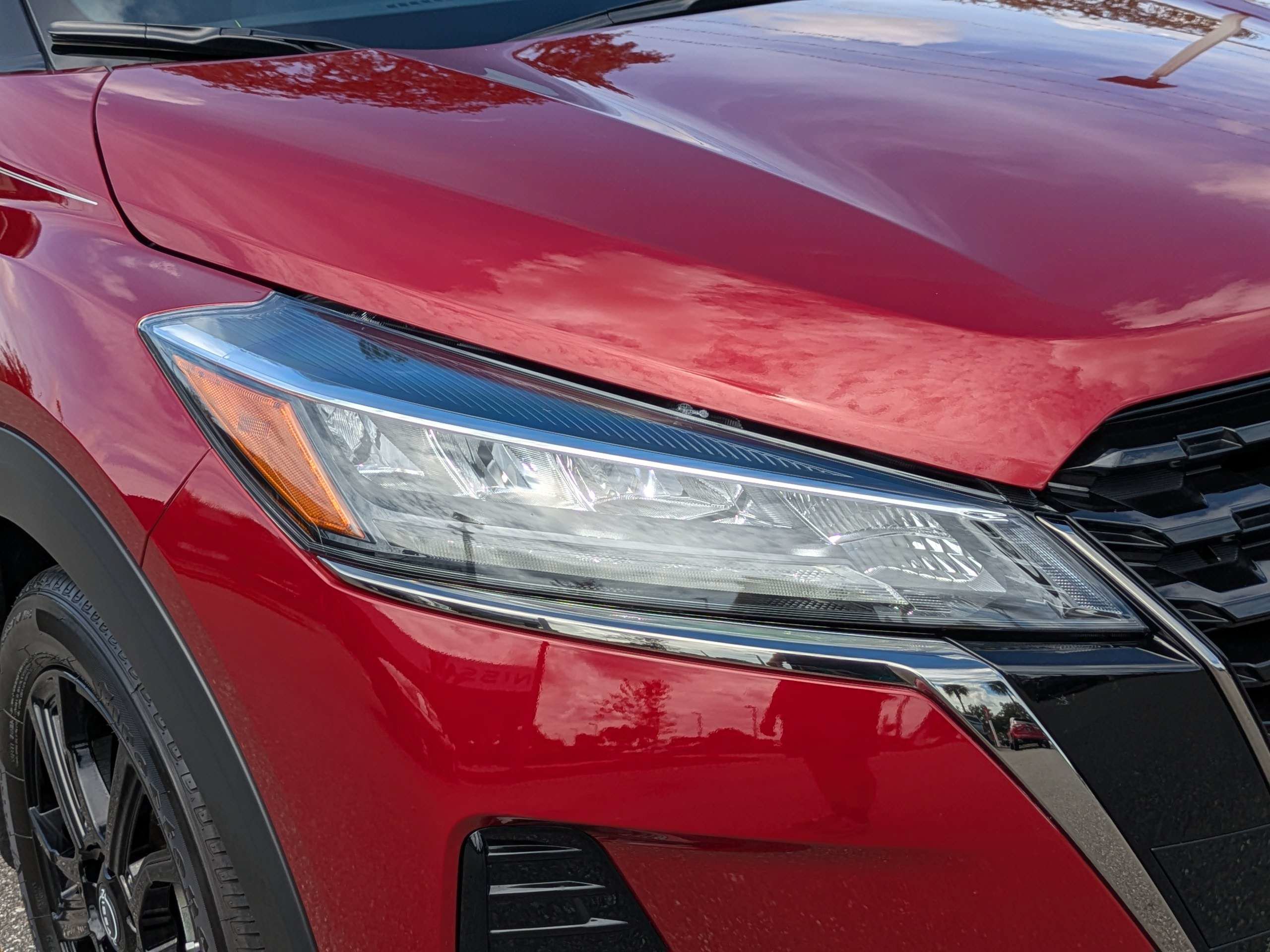 Certified 2024 Nissan Kicks SR w/ SR Premium Package FWD image 10