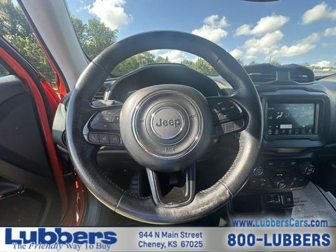 Used 2018 Jeep Renegade Altitude FWD image 13