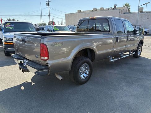 Used 2002 Ford F250 XLT image 2
