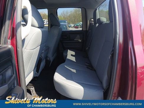Used 2017 RAM 1500 Express AWD/4WD image 11