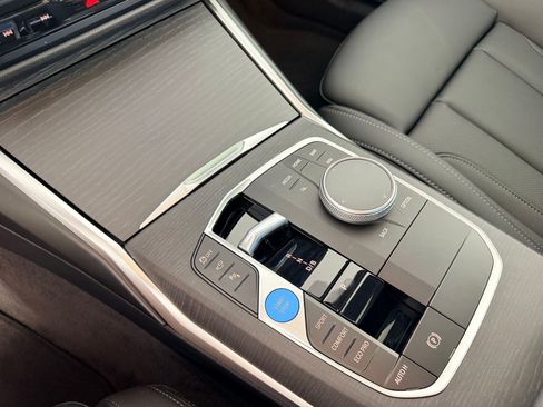 Certified 2025 BMW i4 eDrive40 RWD image 16