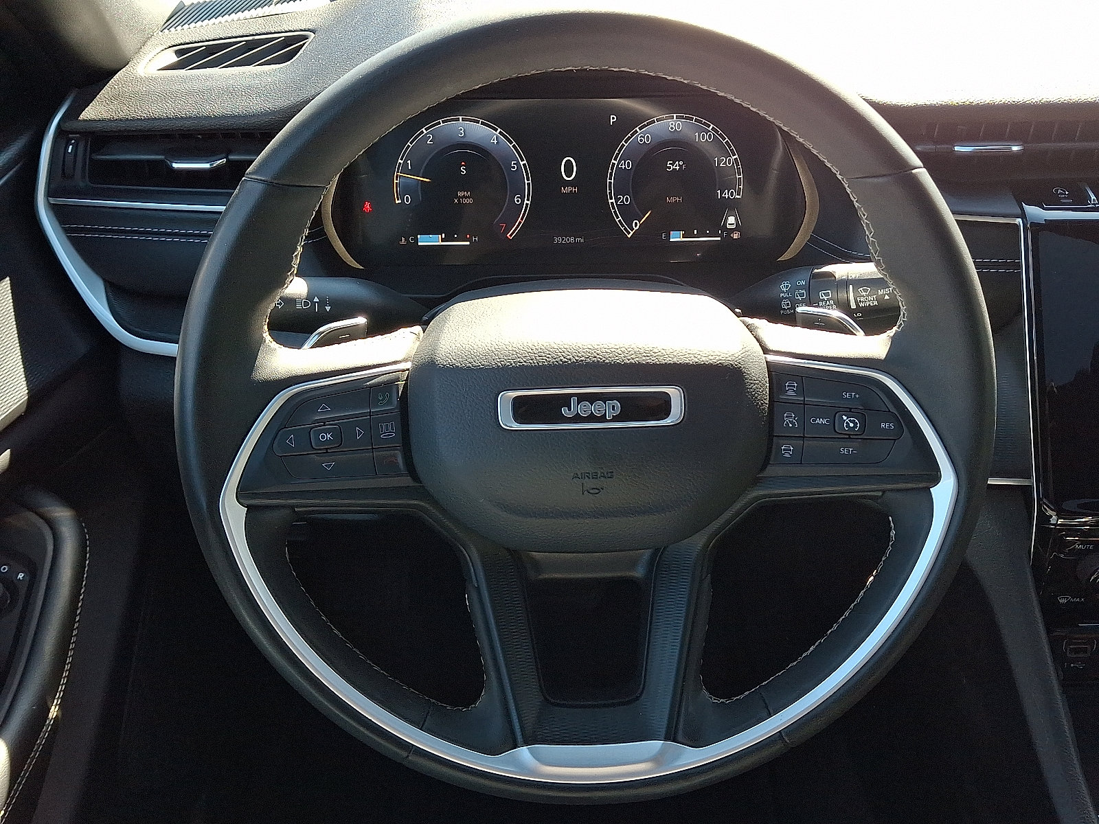 Certified 2023 Jeep Grand Cherokee Altitude AWD/4WD image 20