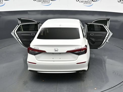 Used 2025 Honda Civic Sport image 35