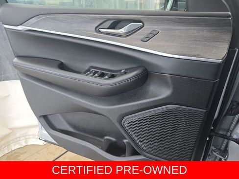 Used 2024 Jeep Grand Cherokee L Limited w/ Luxury Tech Group II AWD/4WD image 28