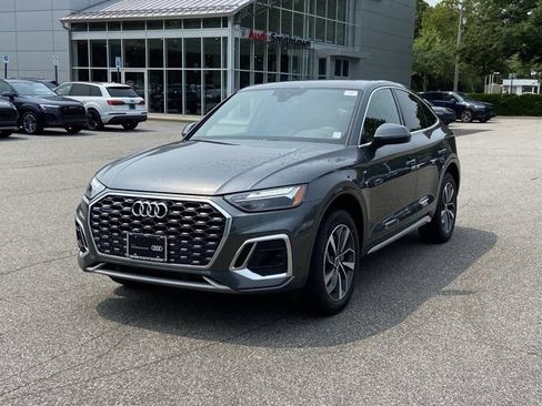 Used 2023 Audi Q5 2.0T Premium w/ Convenience Package AWD/4WD image 8