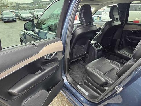 Certified 2023 Volvo XC90 T8 Ultimate w/ Protection Package Premier image 15