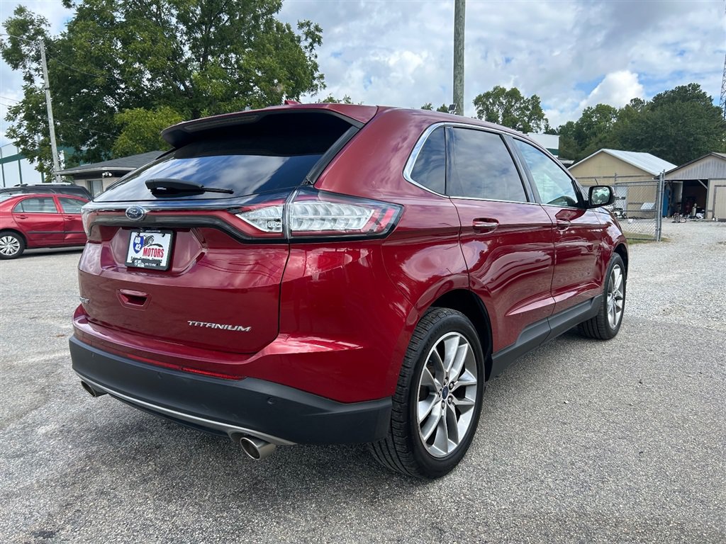 Used 2017 Ford Edge Titanium w/ Equipment Group 301A FWD image 5