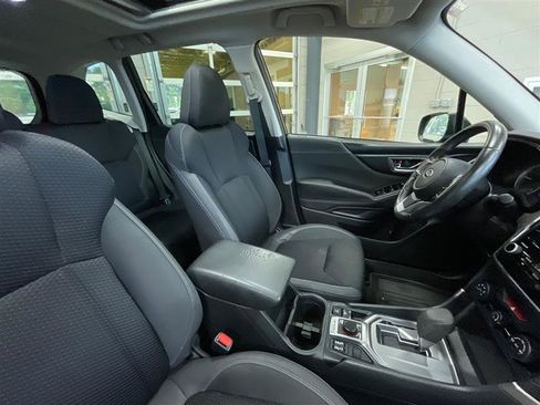 Used 2023 Subaru Forester Premium AWD/4WD image 33