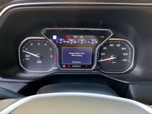 Used 2021 GMC Yukon Denali w/ Denali Ultimate Package image 25